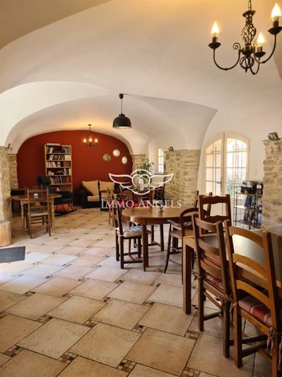 Image No.17-17 Bed House for sale