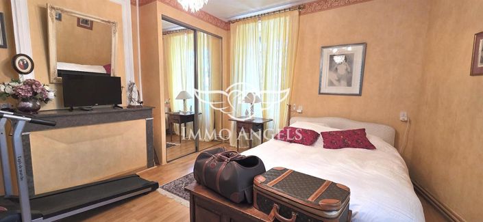 Image No.13-8 Bed House for sale