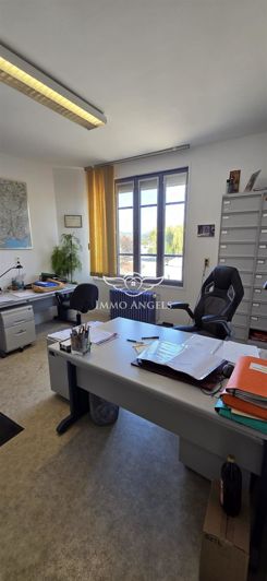 Image No.20-8 Bed House for sale