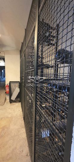 Image No.26-8 Bed House for sale