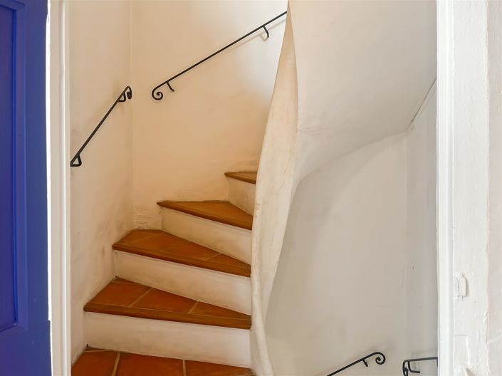 Image No.17-2 Bed House for sale