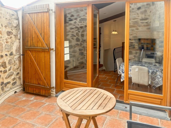 Image No.4-2 Bed House for sale