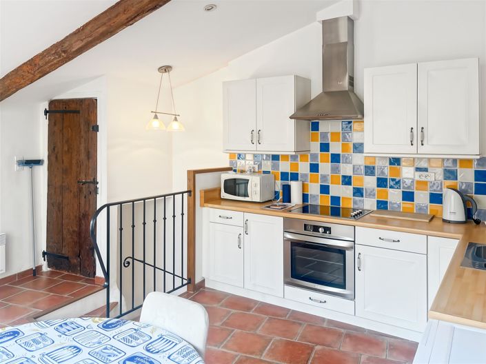 Image No.7-2 Bed House for sale