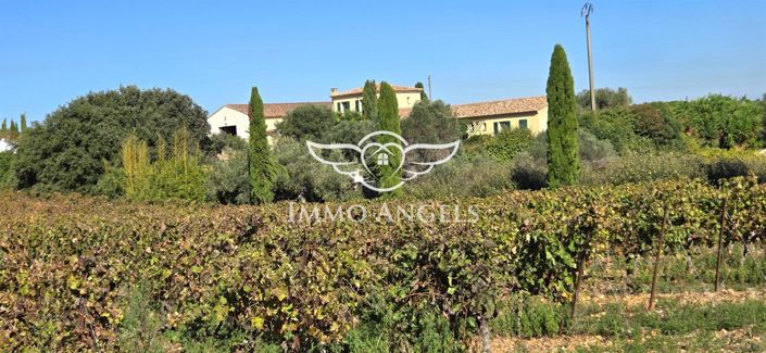 Image No.1-5 Bed House for sale