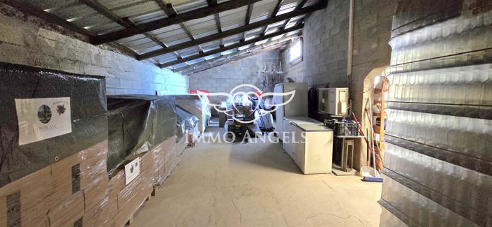 Image No.17-5 Bed House for sale