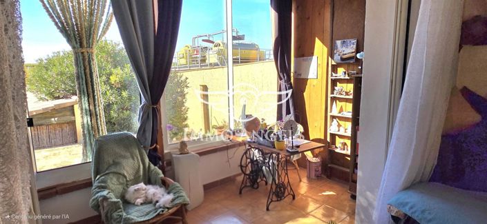 Image No.24-5 Bed House for sale