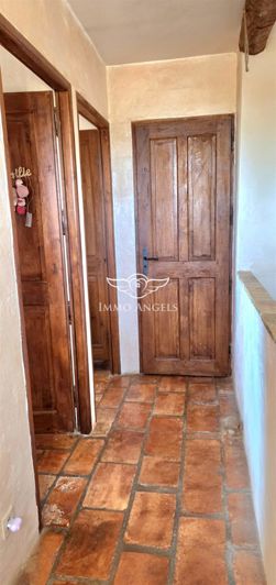 Image No.26-5 Bed House for sale