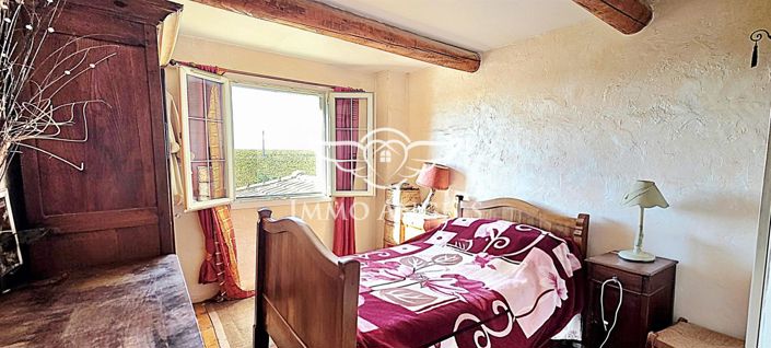 Image No.28-5 Bed House for sale