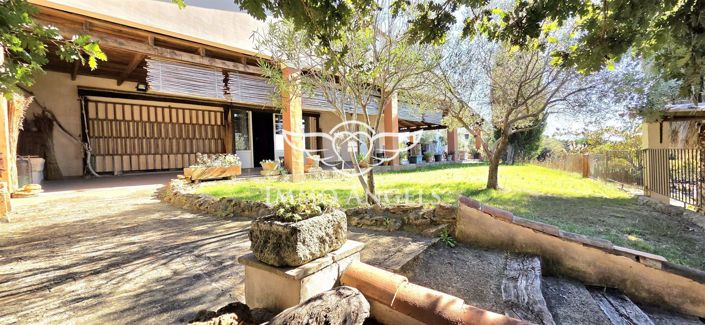 Image No.3-5 Bed House for sale