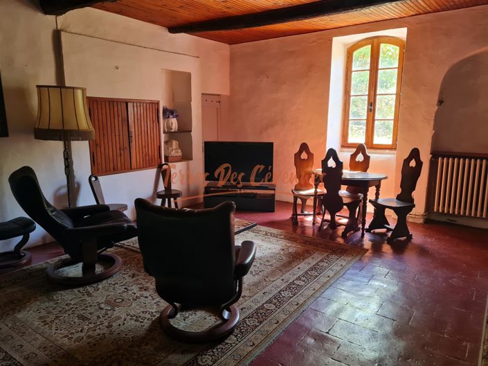 Image No.11-5 Bed House for sale