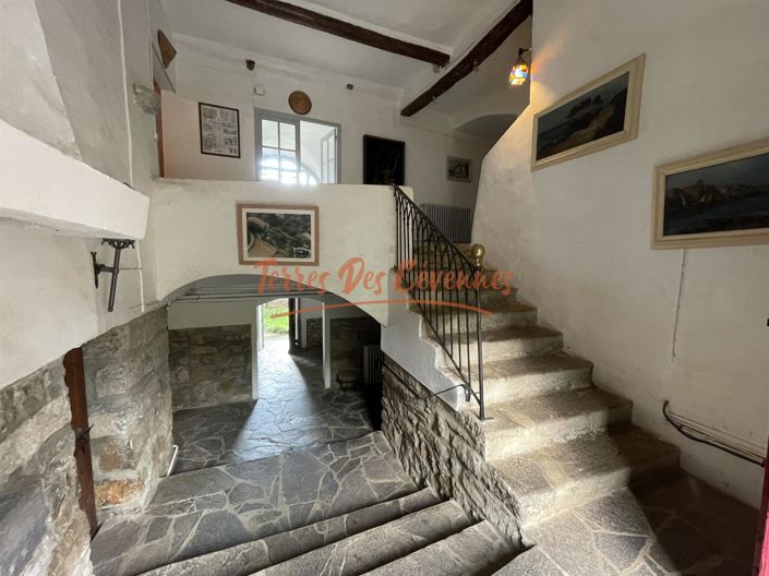 Image No.4-5 Bed House for sale