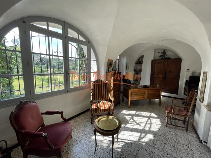 Image No.5-5 Bed House for sale