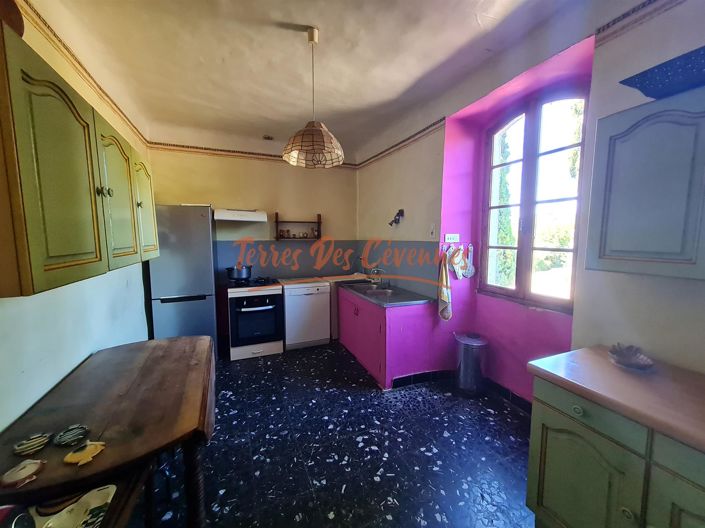 Image No.6-5 Bed House for sale