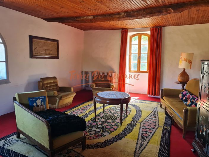 Image No.7-5 Bed House for sale