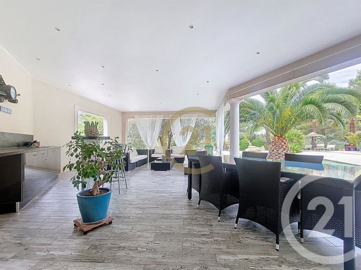 Image No.22-3 Bed House for sale