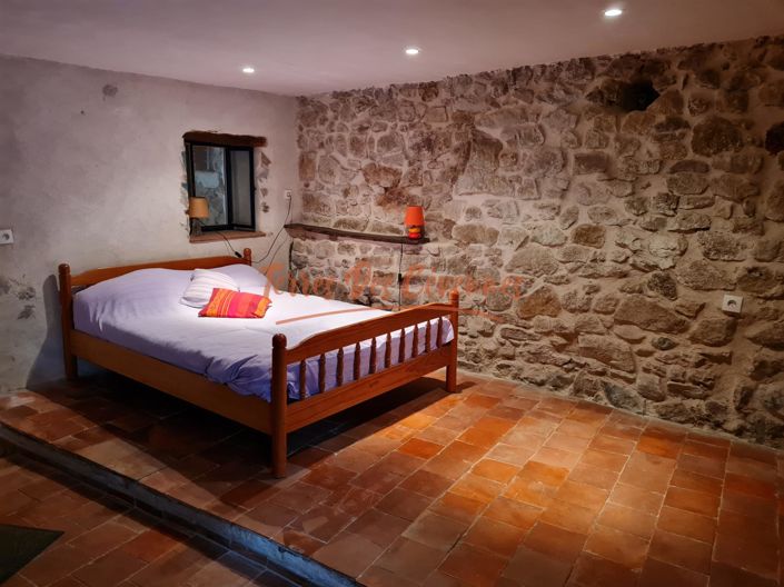 Image No.7-3 Bed House for sale