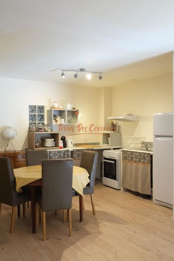 Image No.10-5 Bed House for sale