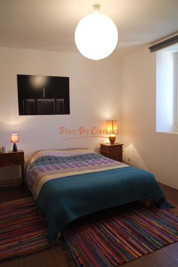 Image No.13-5 Bed House for sale