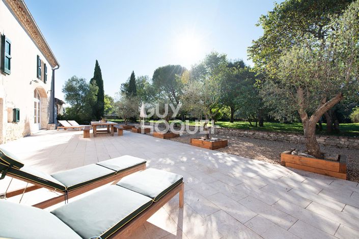 Image No.6-7 Bed House for sale