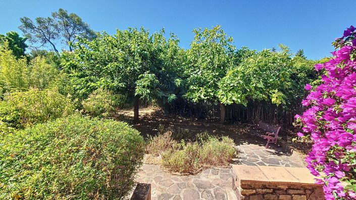 Image No.12-3 Bed House for sale