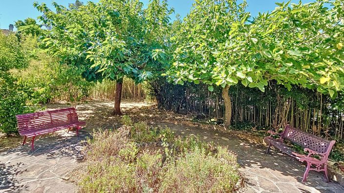 Image No.8-3 Bed House for sale