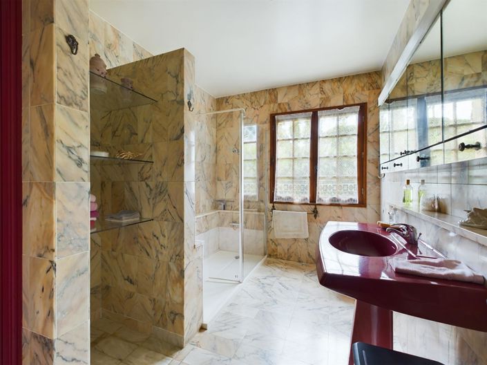 Image No.16-Propriété de 8 chambres à vendre à Saint-Florent