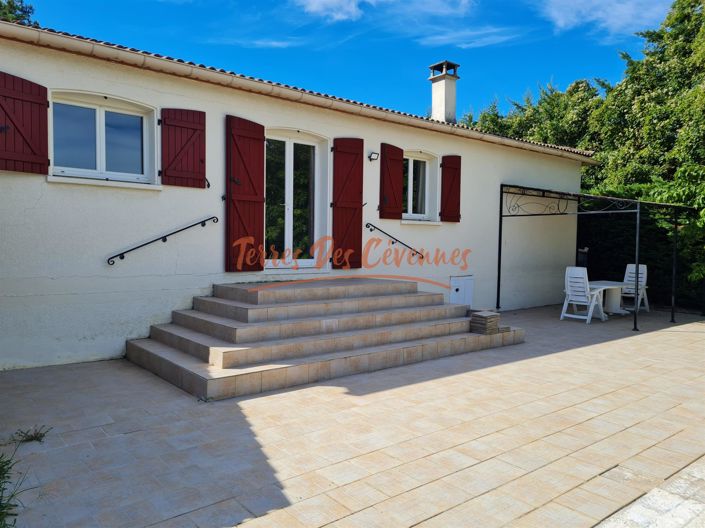 Image No.2-3 Bed House for sale