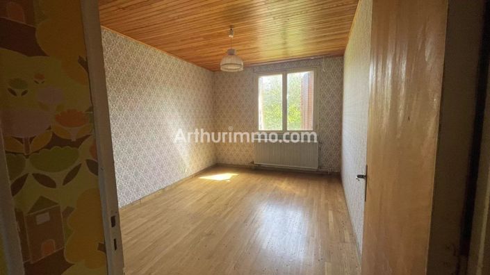 Image No.11-5 Bed House for sale