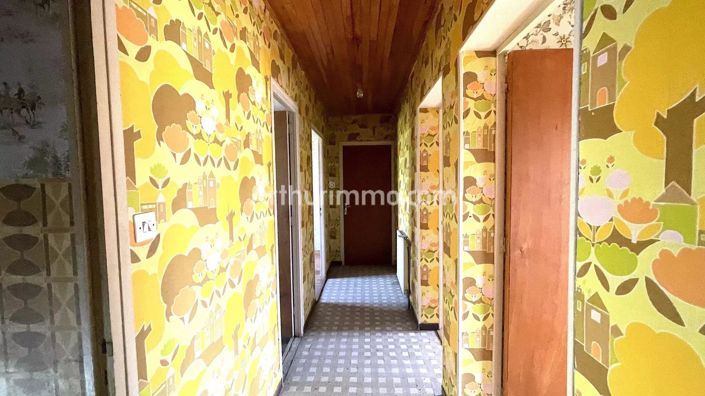 Image No.13-5 Bed House for sale