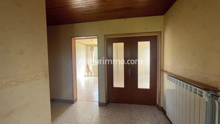 Image No.7-5 Bed House for sale
