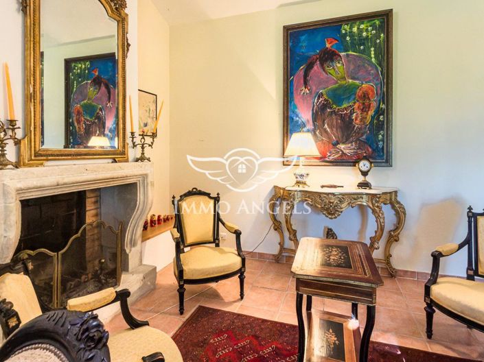 Image No.21-8 Bed House for sale