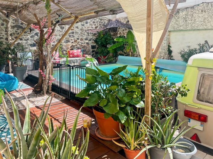 Image No.1-4 Bed Apartment for sale