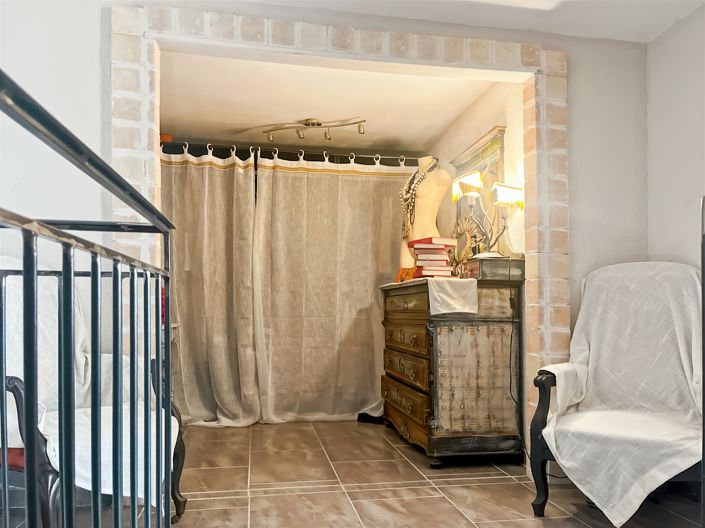 Image No.18-4 Bed Apartment for sale