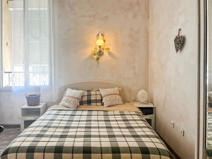 Image No.39-4 Bed Apartment for sale