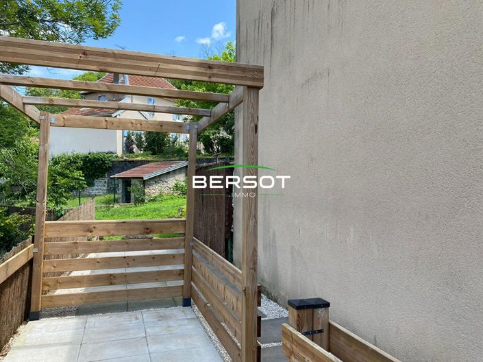 Image No.16-4 Bed House for sale