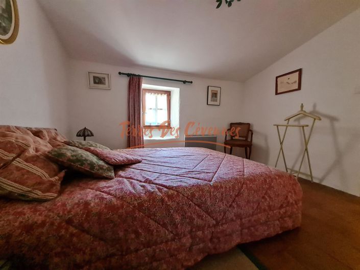 Image No.14-4 Bed House for sale