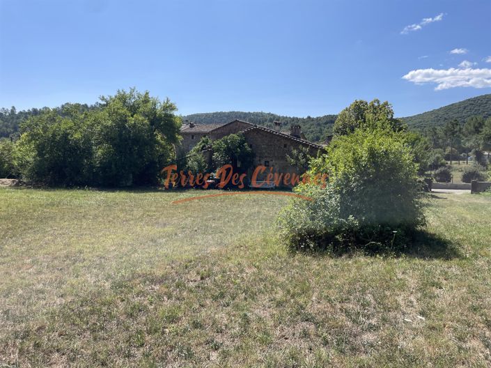 Image No.2-4 Bed House for sale