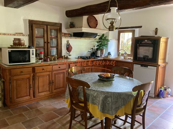 Image No.5-4 Bed House for sale