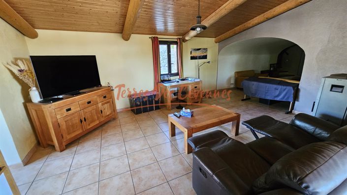 Image No.10-4 Bed House for sale