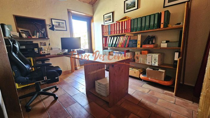 Image No.13-4 Bed House for sale