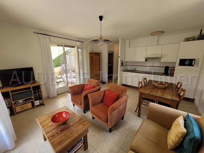 Image No.9-2 Bed House for sale