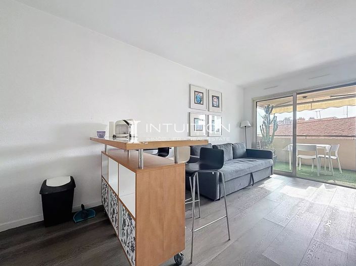 Image No.3-Appartement de 1 chambre à vendre à Cannes