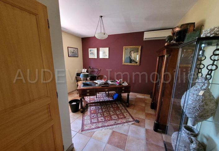 Image No.16-3 Bed House for sale