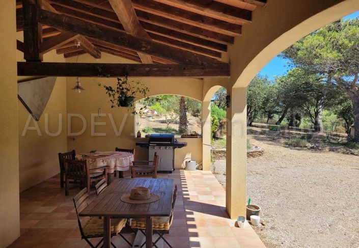 Image No.6-3 Bed House for sale