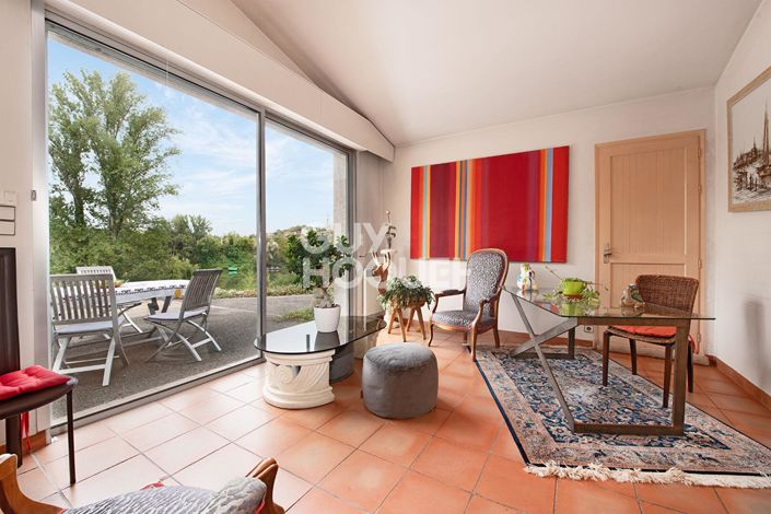 Image No.9-4 Bed House for sale