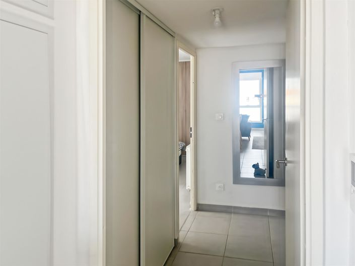 Image No.21-3 Bed Apartment for sale