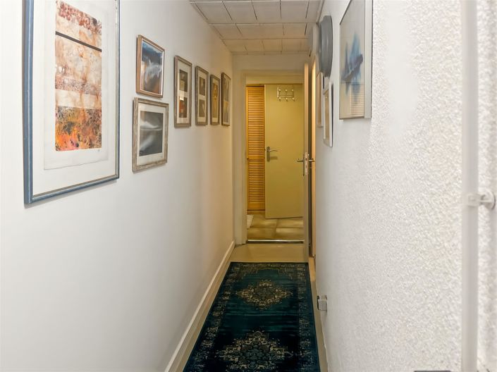 Image No.18-1 Bed House for sale