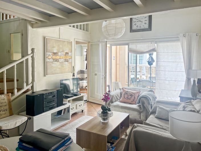 Image No.9-1 Bed House for sale