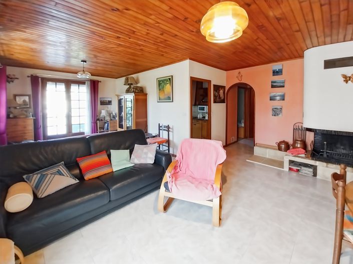 Image No.3-2 Bed House for sale