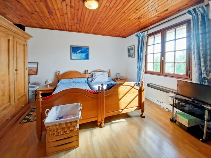 Image No.7-2 Bed House for sale